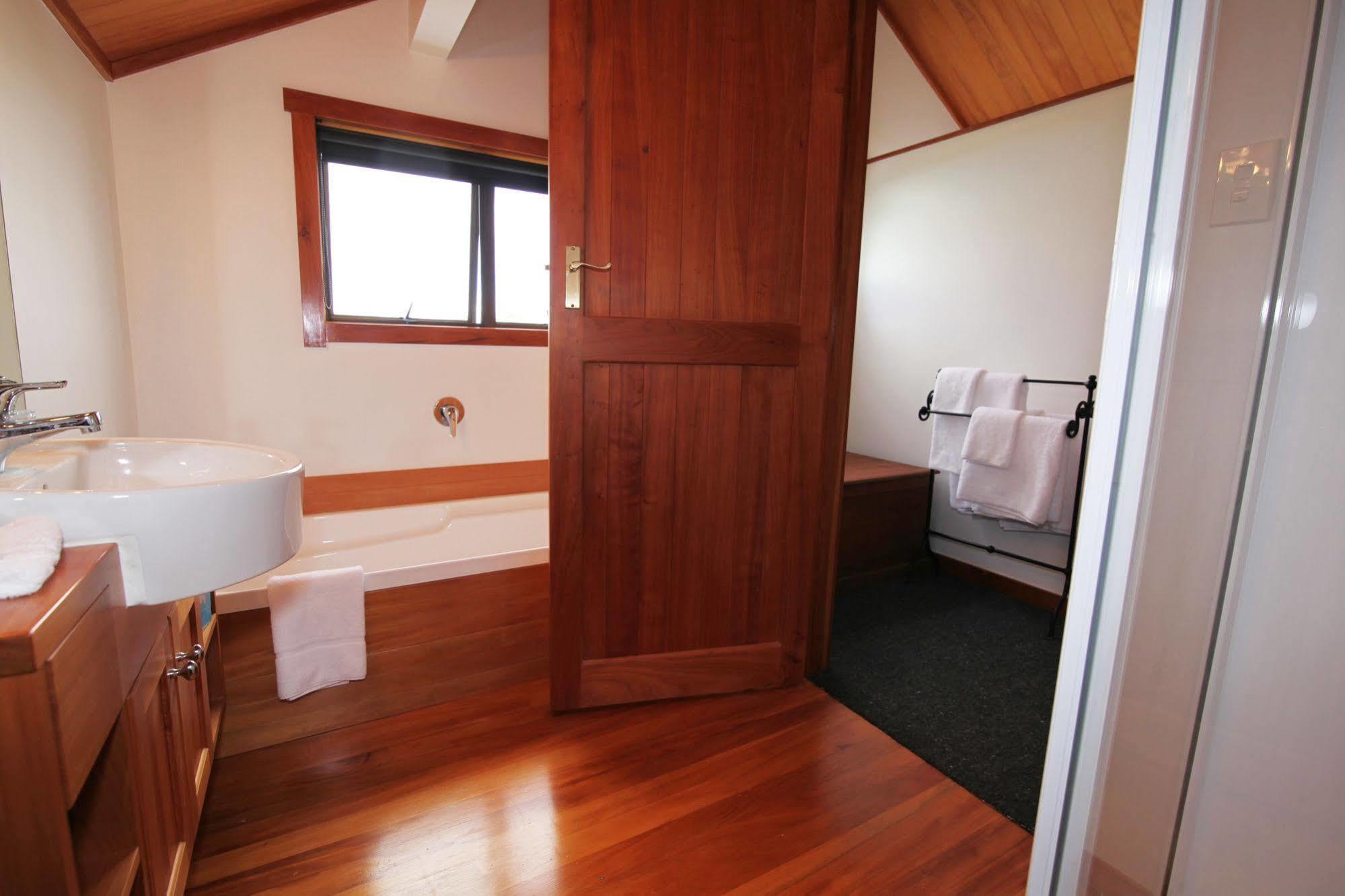 Te Puru Beach Lodge מראה חיצוני תמונה